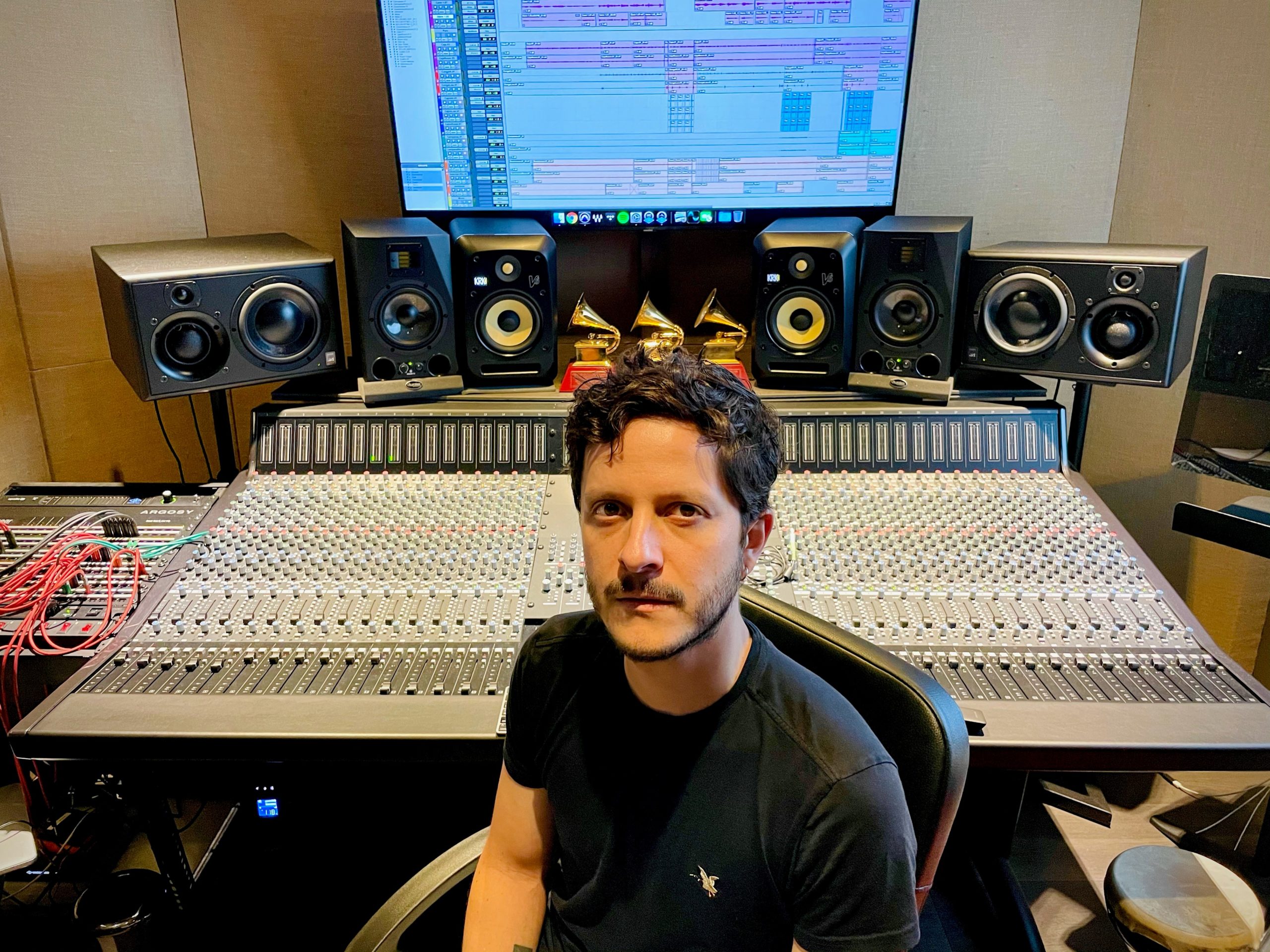 Nicolas Ramirez - head mixing and recording engineer at Art House Academy & Abbey Road Institute Miami