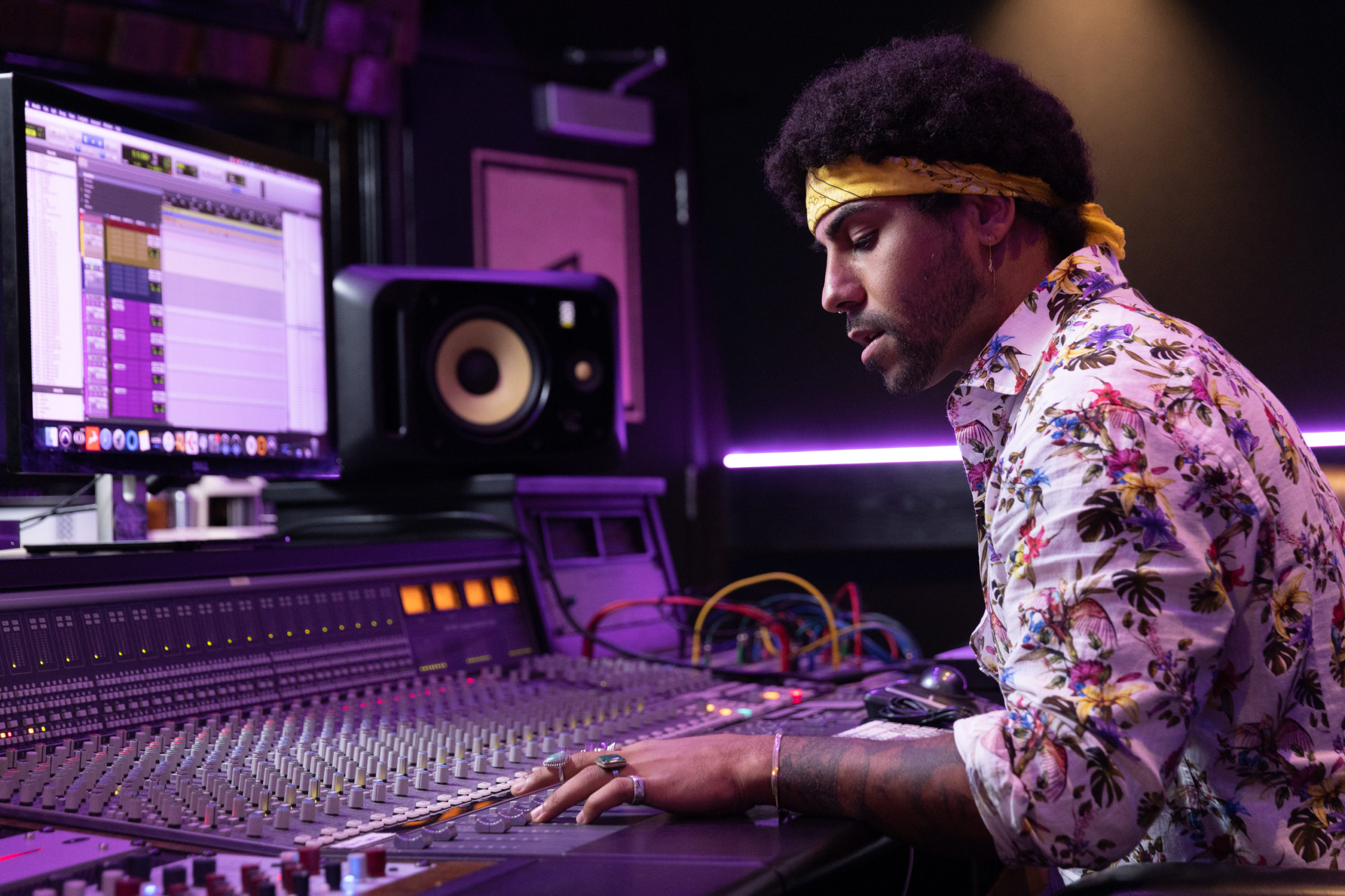 Austin Sexton Gets Groovy with KRK - D Pagan Communications