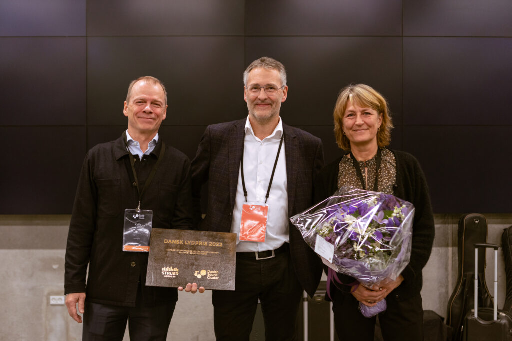 DPA Microphones CEO Kalle Hvidt Nielsen, Danish Sound Award CEO Torben Vilsgaard and DPA Microphones Vice President of Marketing Anne Berggrein.